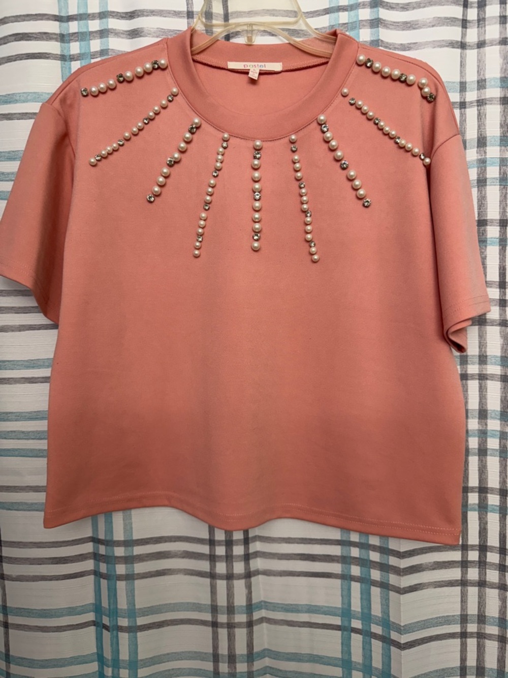 Pastels Coral Short Sleeve Top with Pearl Rays